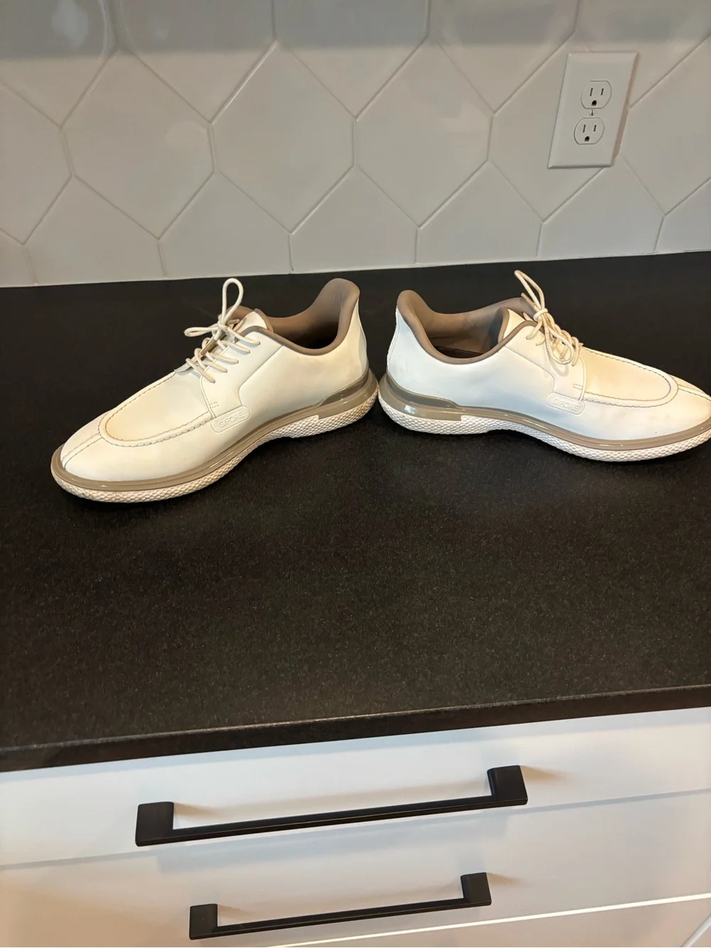 G/FORE Men's White Sneakers with Taupe Accents